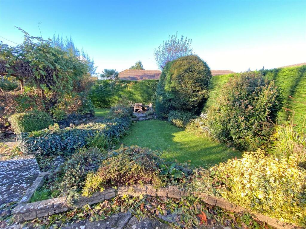 Additional image 19 of Sandbanks Way, Hailsham