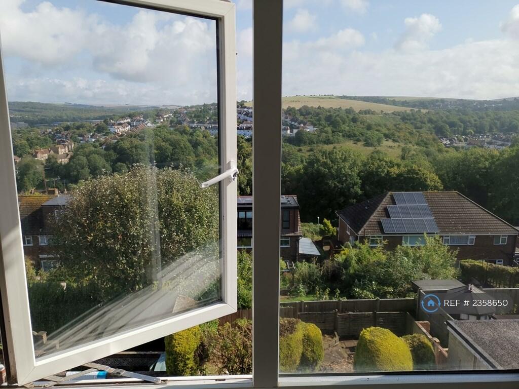 Additional image 7 of Jevington Drive, Brighton, BN2