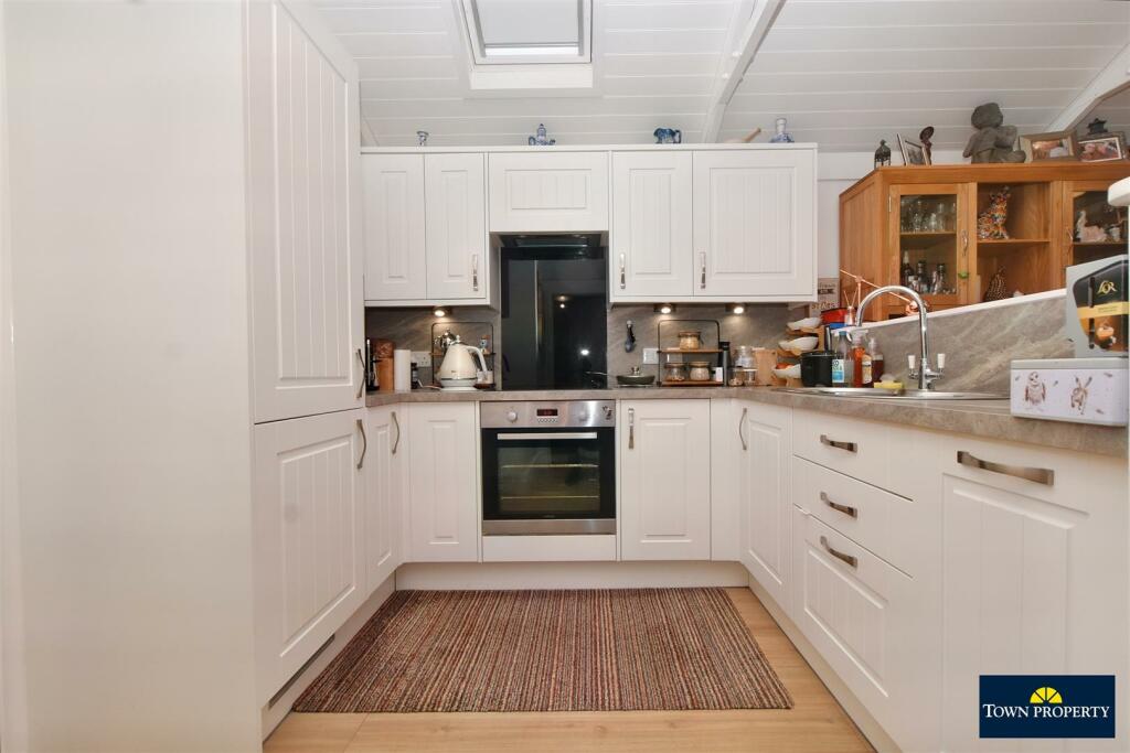 Additional image 18 of Wish Hill, Eastbourne