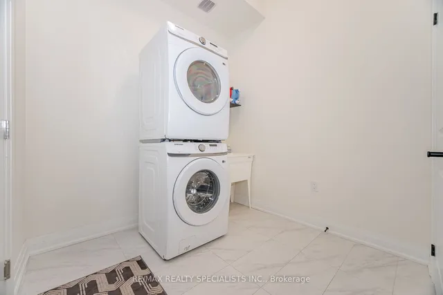 Additional image 16 of 18 Eastman Dr