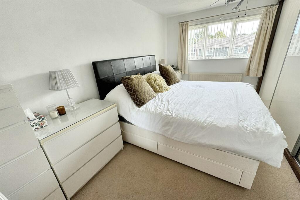 Additional image 9 of Merley