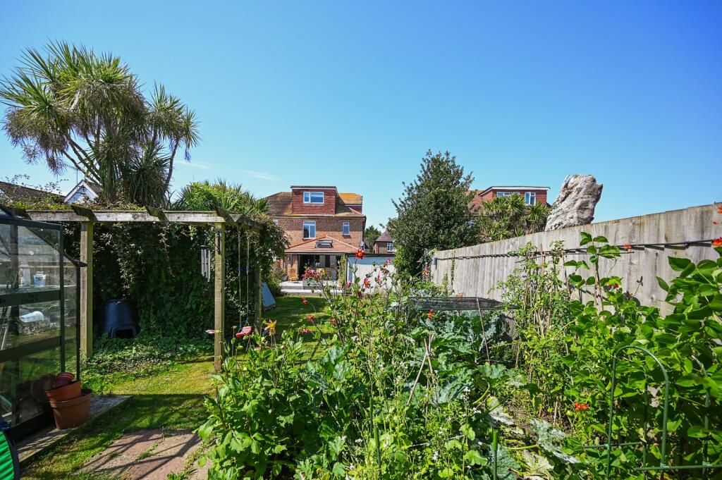 Additional image 28 of Wembley Avenue, Lancing, West Sussex, BN15