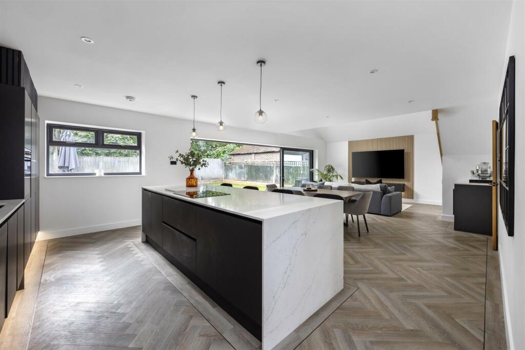 Additional image 32 of Aldsworth Avenue, Goring-By-Sea, Worthing