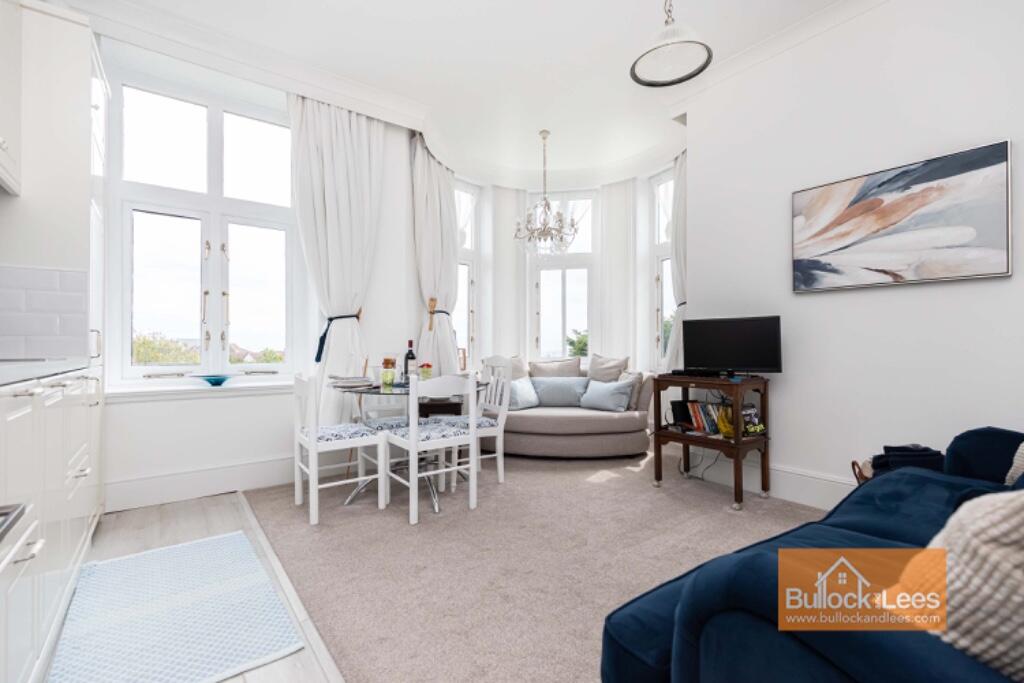 Additional image 4 of Burlington Mansion, Boscombe Spa, stunning flat