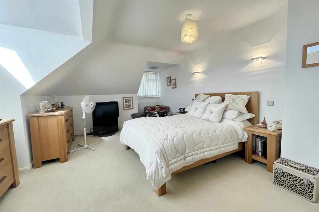 Additional image 12 of Portman Estate