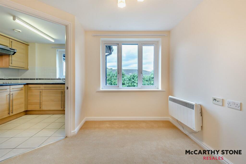 Additional image 11 of Cherrett Court, Ringwood Road, Ferndown, BH22 9FEn