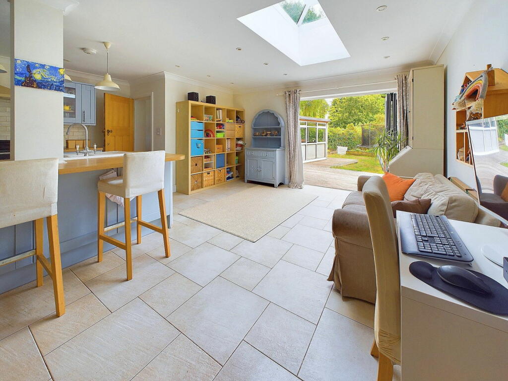 Additional image 5 of Buckingham Road, Shoreham by sea