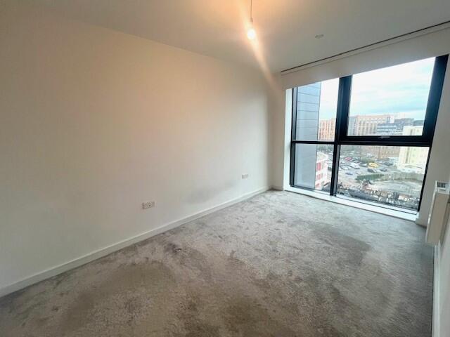 Additional image 5 of The Helm, Holdenhurst Road