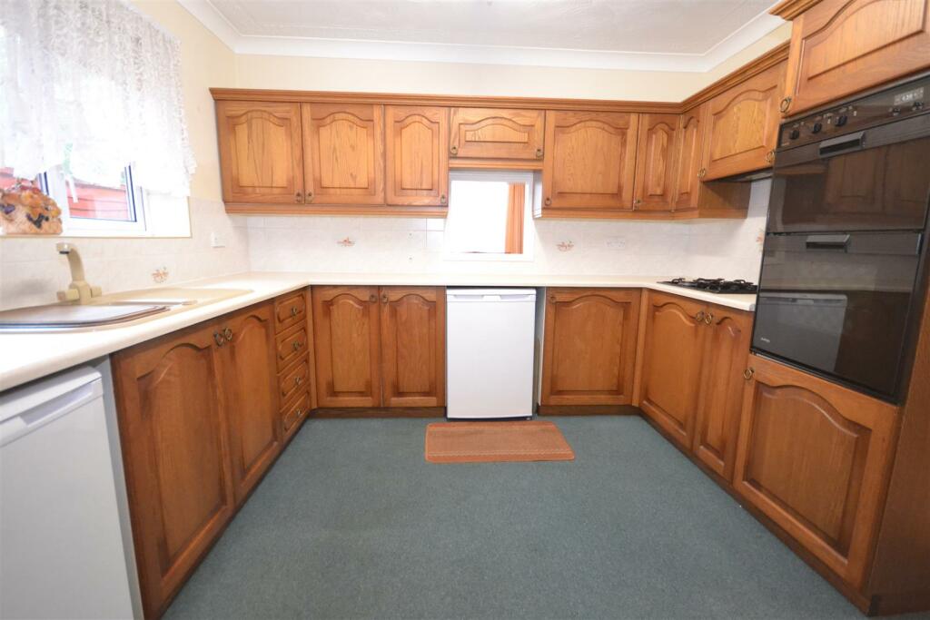 Additional image 8 of Noon Hill Drive, Verwood