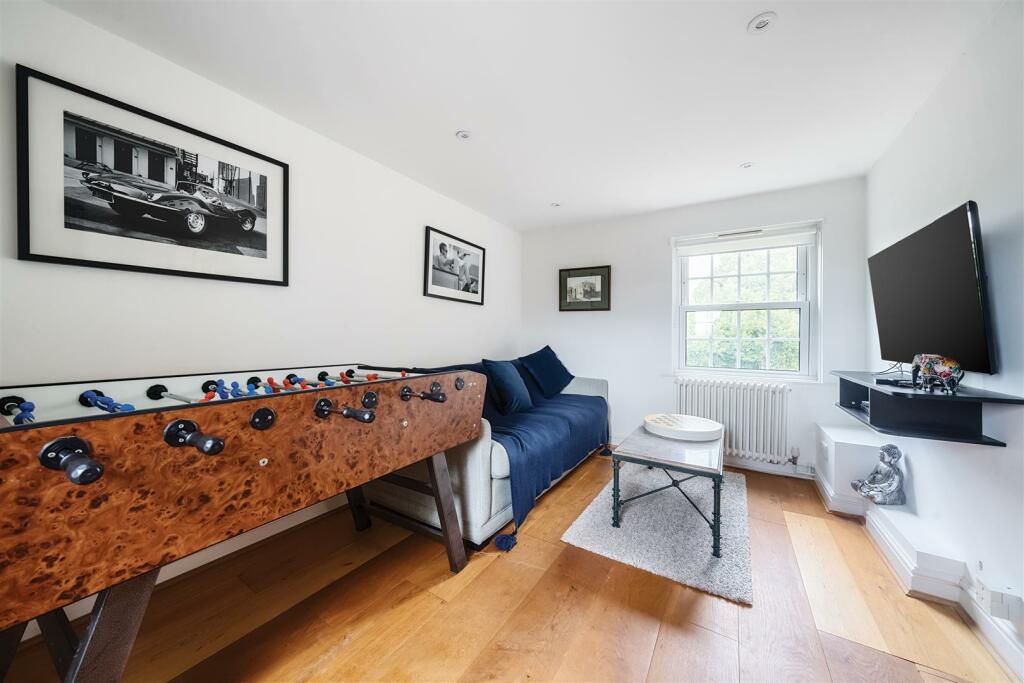 Additional image 12 of London Road, Arundel