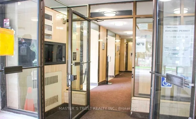 Additional image 4 of 100 Prudential Dr Unit 610