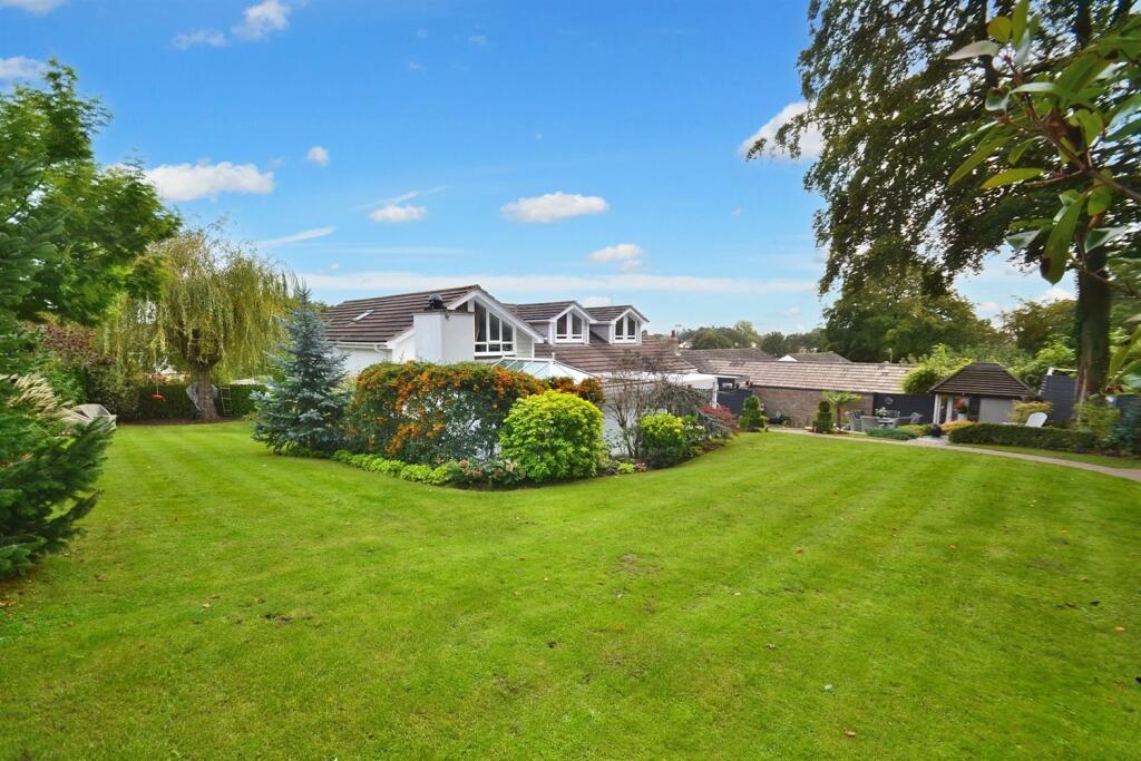 Additional image 3 of Broadstone