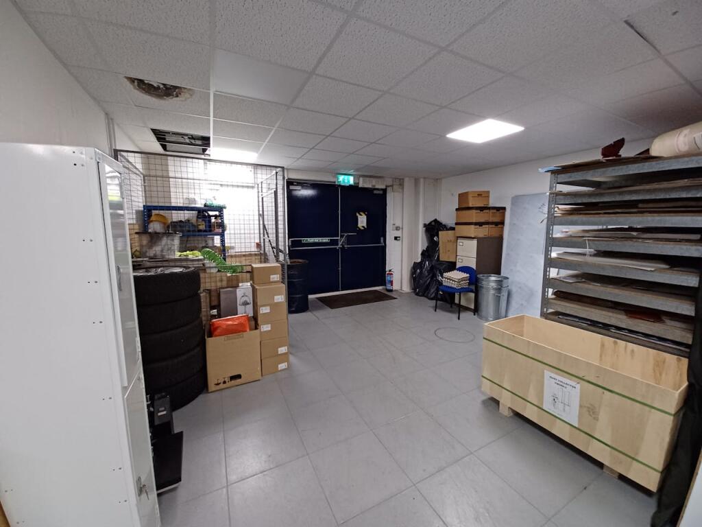 Additional image 7 of Unit 4 Broom Road Business Park, Broom Road, Poole, BH12 4PA