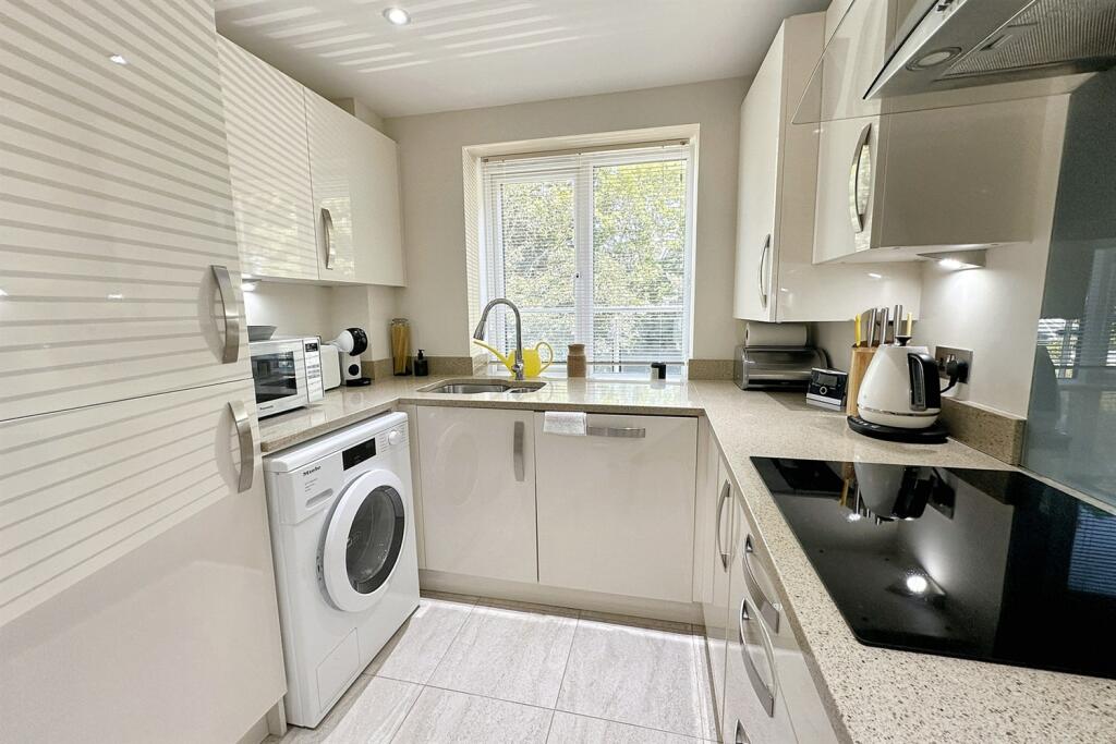Additional image 10 of Ferndown