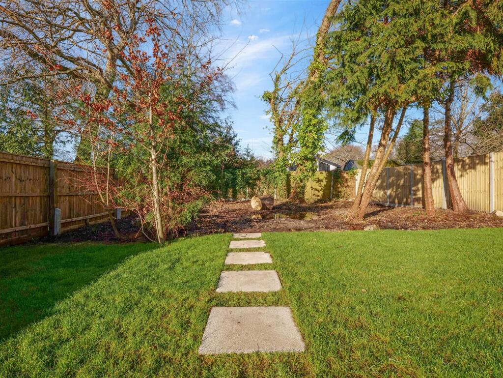 Additional image 45 of Whitehayes Road, Burton