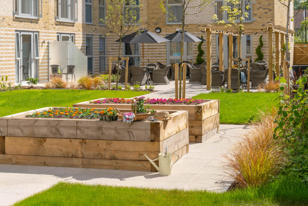 Additional image 11 of 2 Goring Street,
Goring-by-Sea,
West Sussex,
BN12 6NT