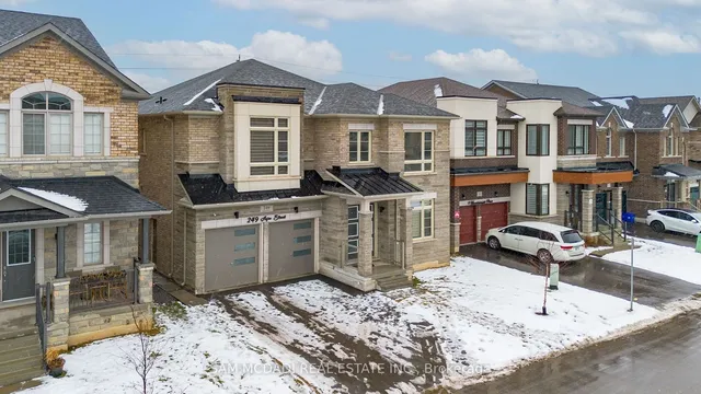 Additional image 34 of 249 Agro St