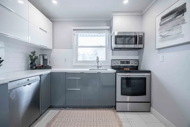 Additional image 12 of 10 Angus Rd Unit 14