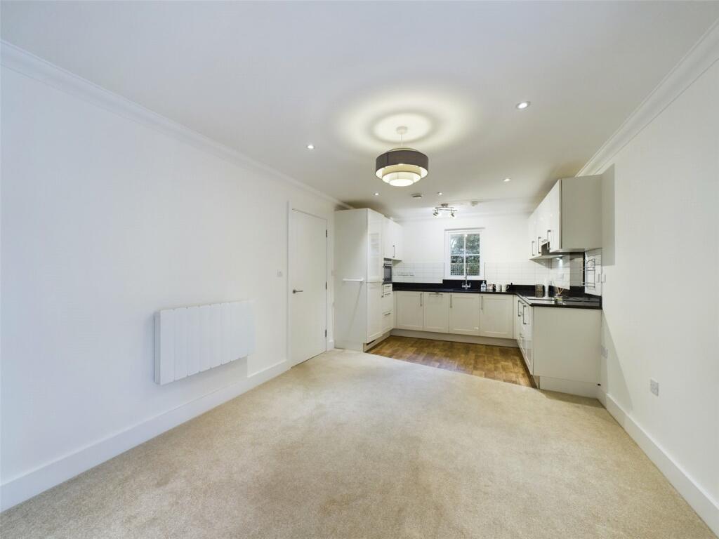 Additional image 3 of High Street, Christchurch, Dorset, BH23