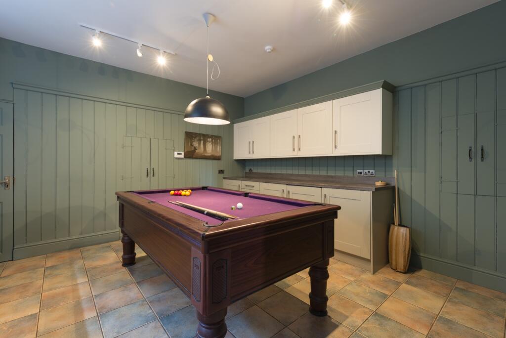 Additional image 8 of HIGH STREET, SWANAGE