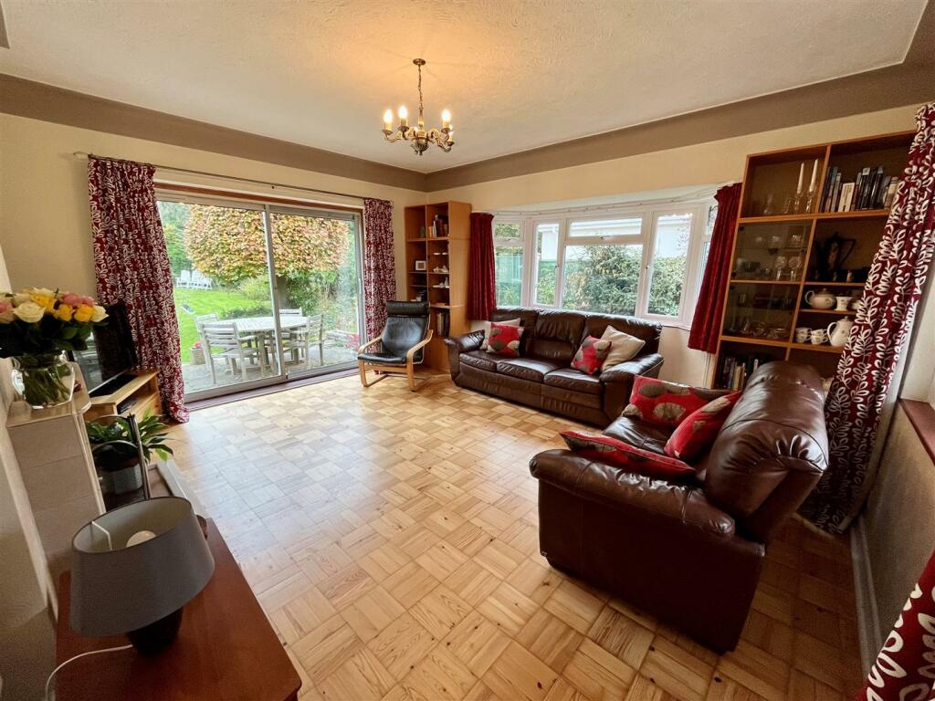 Additional image 5 of Crescent Walk, West Parley, Ferndown