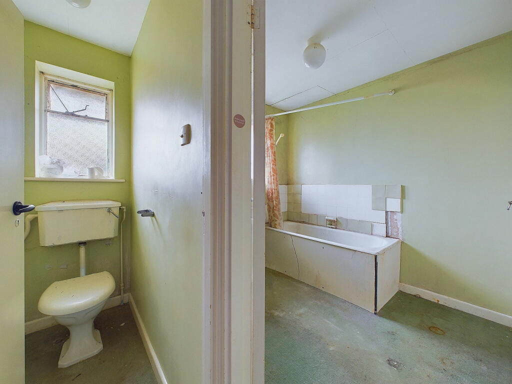 Additional image 11 of Aglaia Road, Worthing, BN11