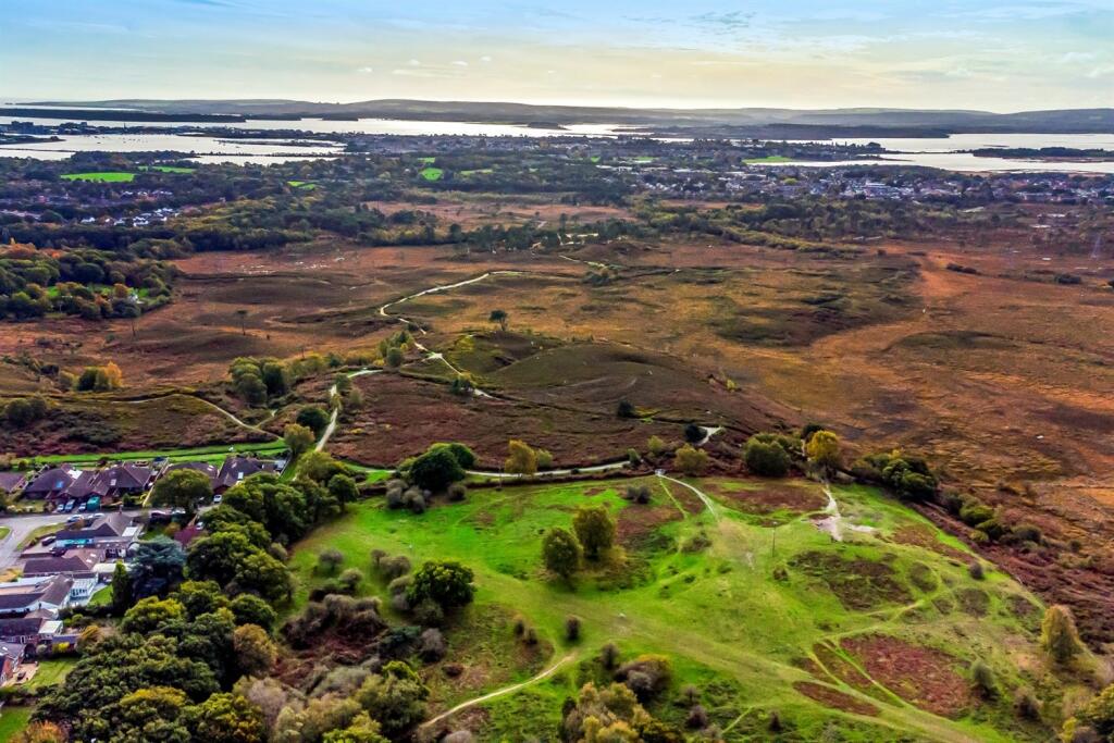 Additional image 13 of Broadstone