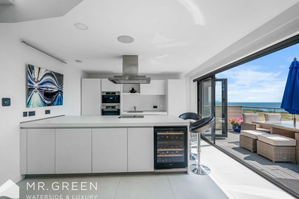 Additional image 7 of Boscombe Overcliff Drive, Dorset, BH5 2DW