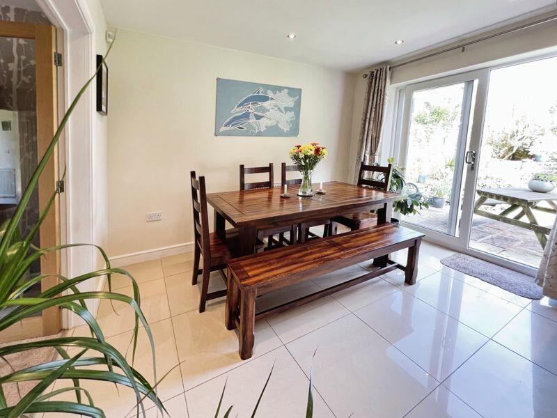 Additional image 5 of Oaks Lane, Bradshaw