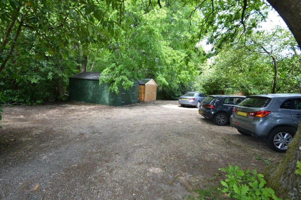 Additional image 12 of Creech