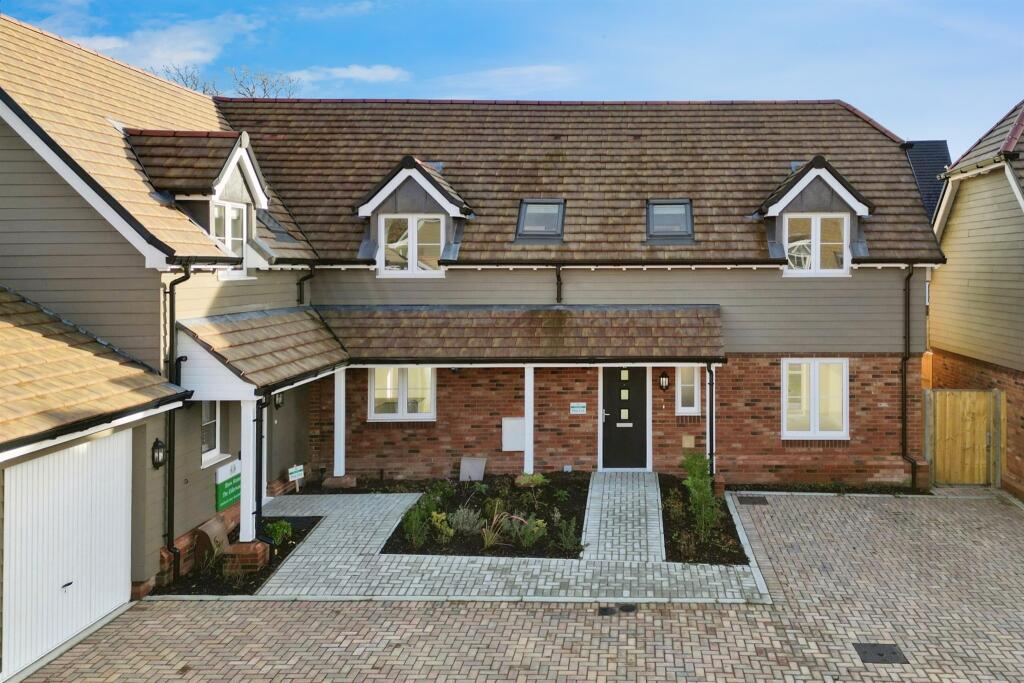 Additional image 3 of Edmondsham Road, Verwood