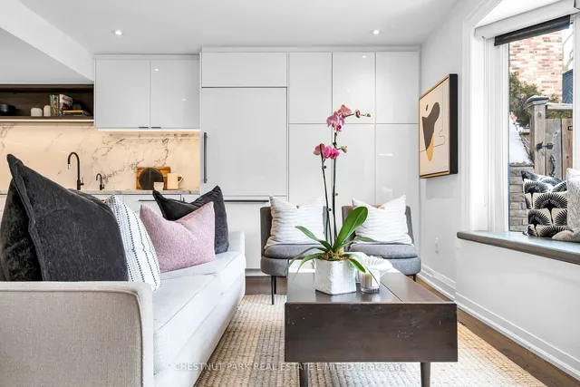 Additional image 5 of 70 Shaftesbury Ave Unit 3