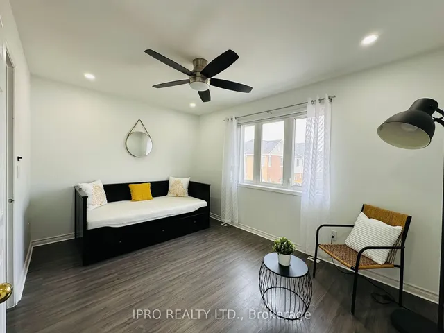 Additional image 24 of 83 Mondeo Dr Unit 293