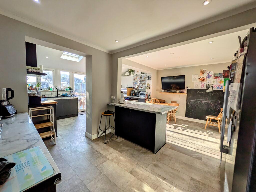 Additional image 7 of Wilson Road, Bradford, BD12