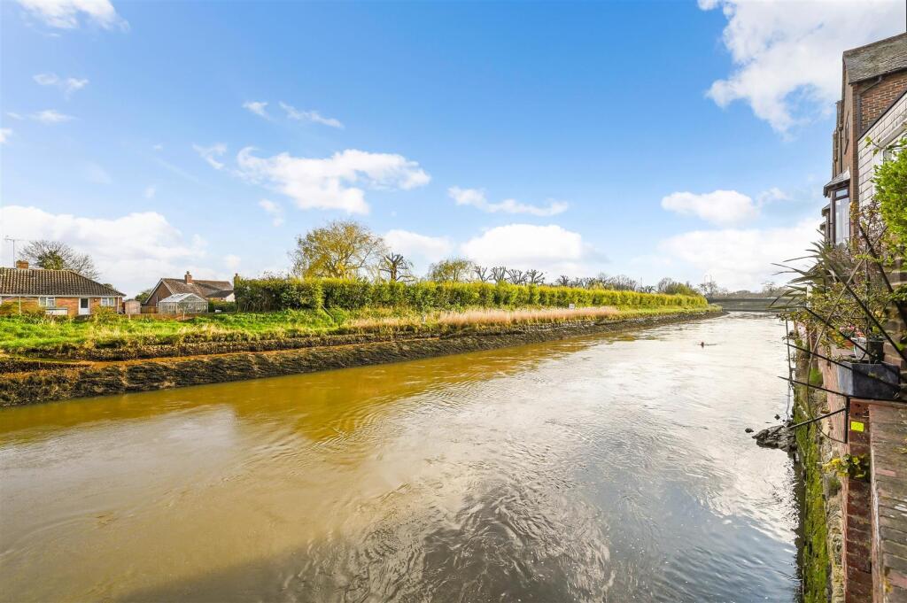 Additional image 15 of Tarrant Wharf, Arundel