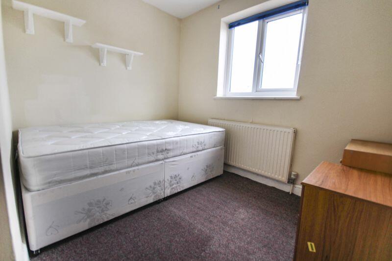 Additional image 10 of A Four Bedroom Detached House in Winton!!