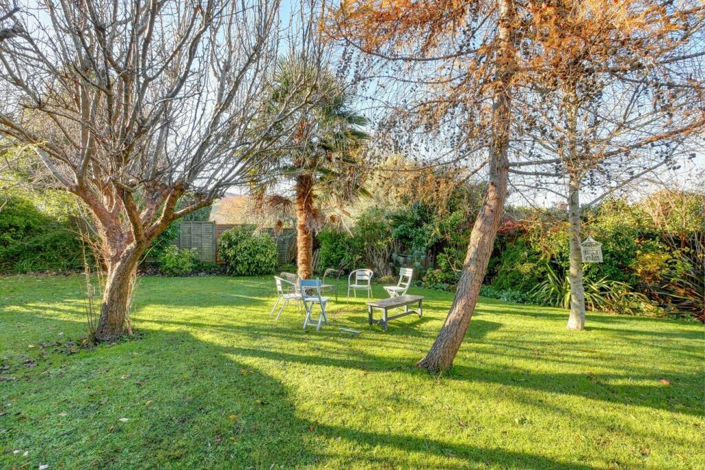 Additional image 38 of Tas Combe Way, Eastbourne, BN20