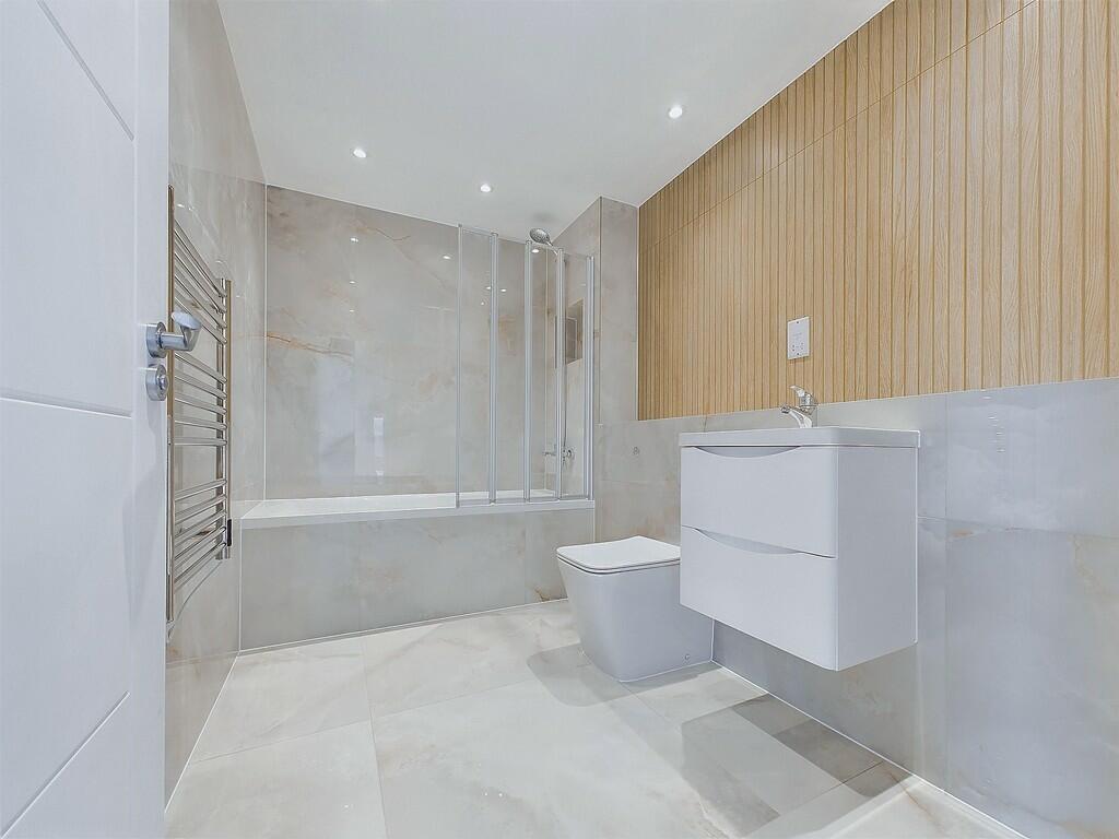 Additional image 8 of Oceanview Heights, Montague Place, Worthing, BN11 3FU