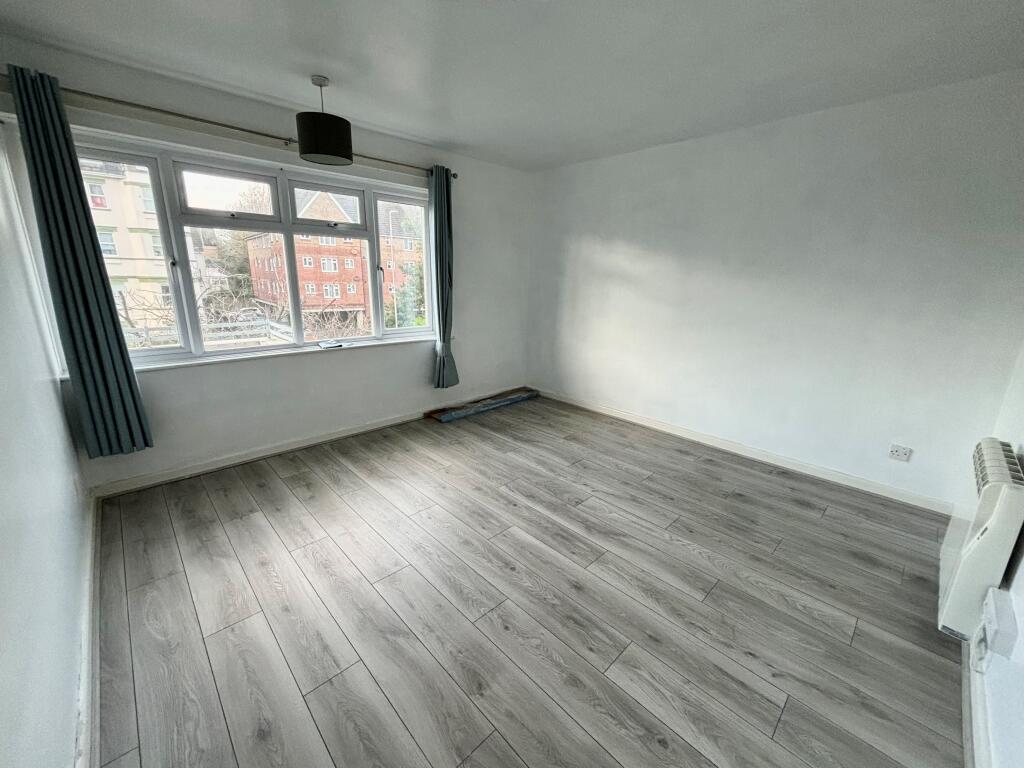 Additional image 4 of Boscombe Spa Road, Bournemouth