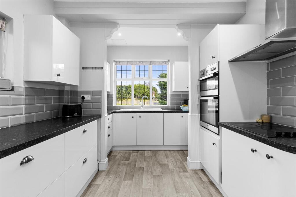 Additional image 25 of Eastbourne Road, Polegate