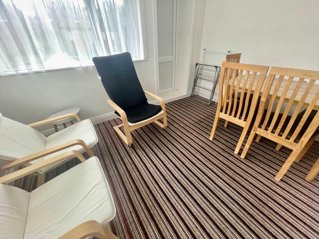 Additional image 7 of STUDENT FIVE DOUBLE BEDROOMS, CHARMINSTER