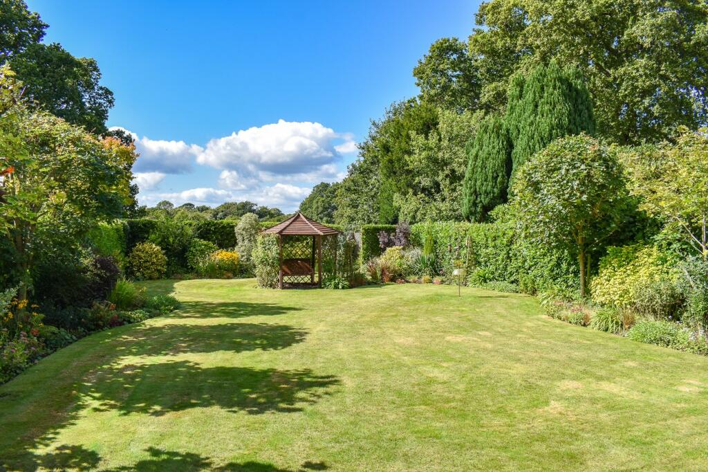 Additional image 23 of Hinton Wood Avenue, Highcliffe, Christchurch, BH23