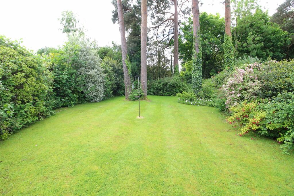 Additional image 13 of Linford Close, New Milton, Hampshire, BH25