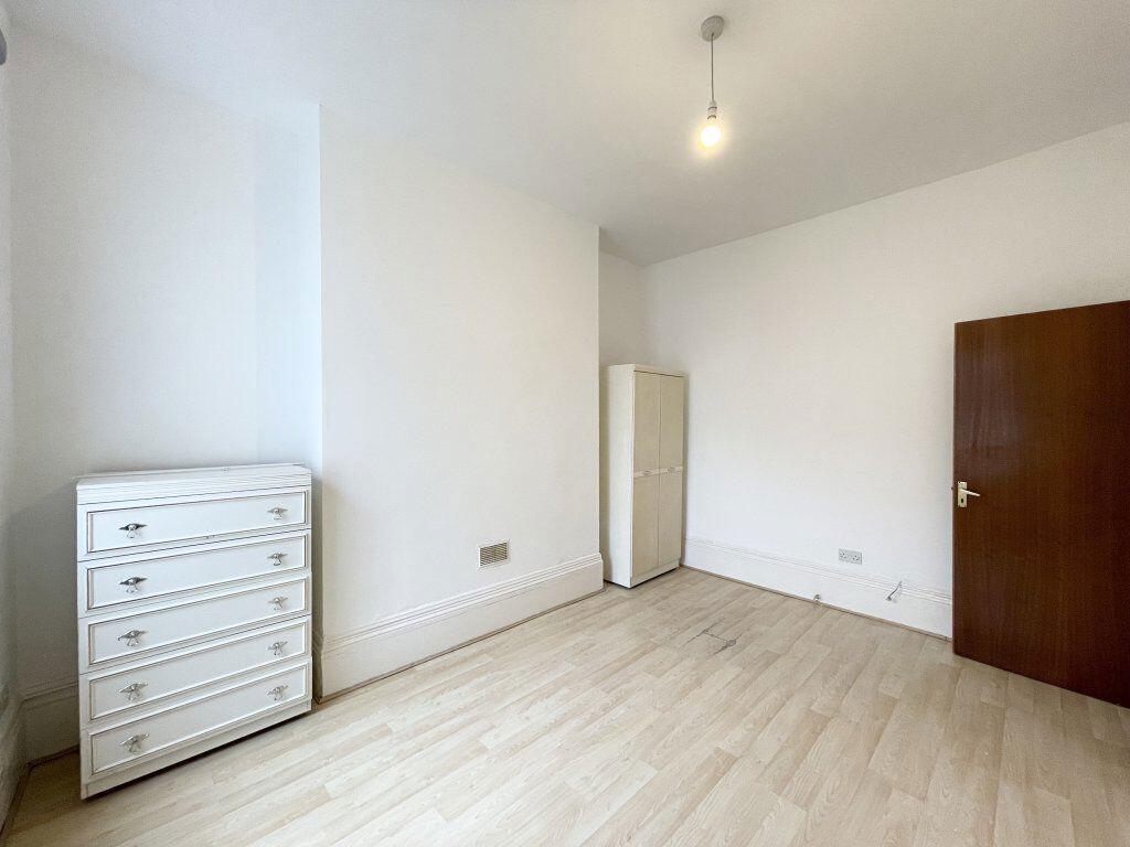 Additional image 7 of York Road - P1105