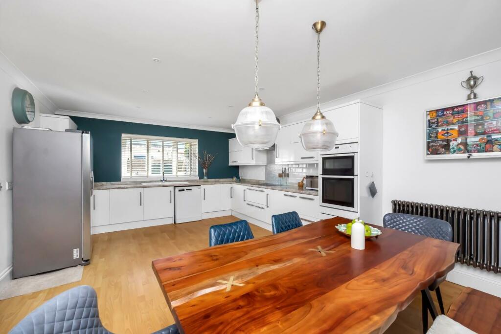 Additional image 25 of Alexandra Road, Lancing