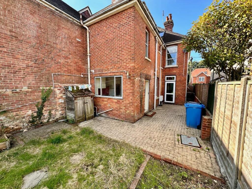 Additional image 20 of 15 York Road, Broadstone, Dorset, BH18 8EW