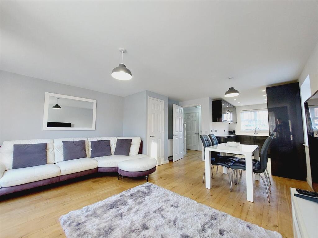 Additional image 17 of Micklefield Way, Seaford