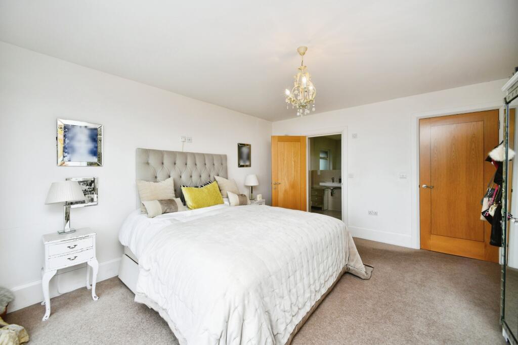 Additional image 16 of The Cliff, Brighton, BN2