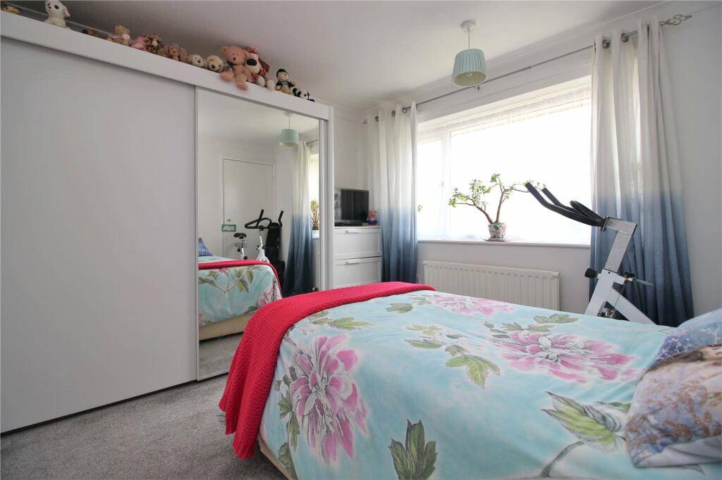 Additional image 10 of Albert Road, New Milton, Hampshire, BH25