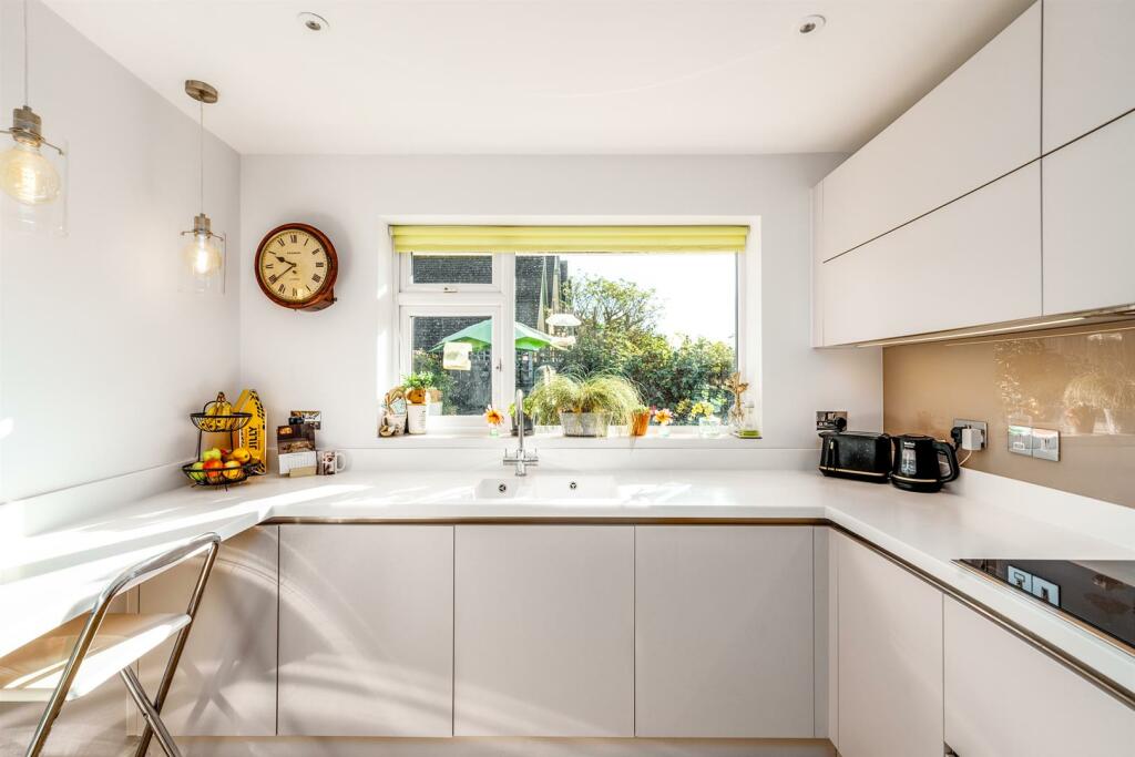 Additional image 4 of Clapham Close, Clapham Village